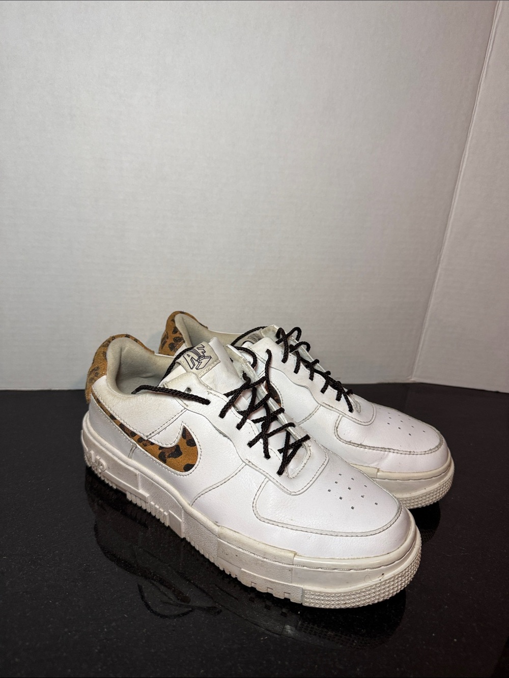 NIKE Air Force 1 Low Pixel SE White Leopard Women's Sneakers 7.5